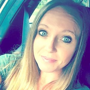 Meet your Posher, Shelly